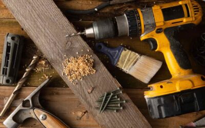 What are the benefits of different roofing materials?