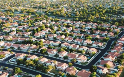 What Does a Sagging Roofline Indicate?