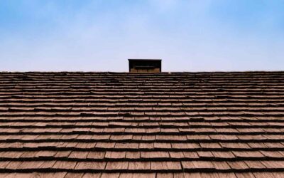 What Are the Earliest Signs That a Roof Is Failing?